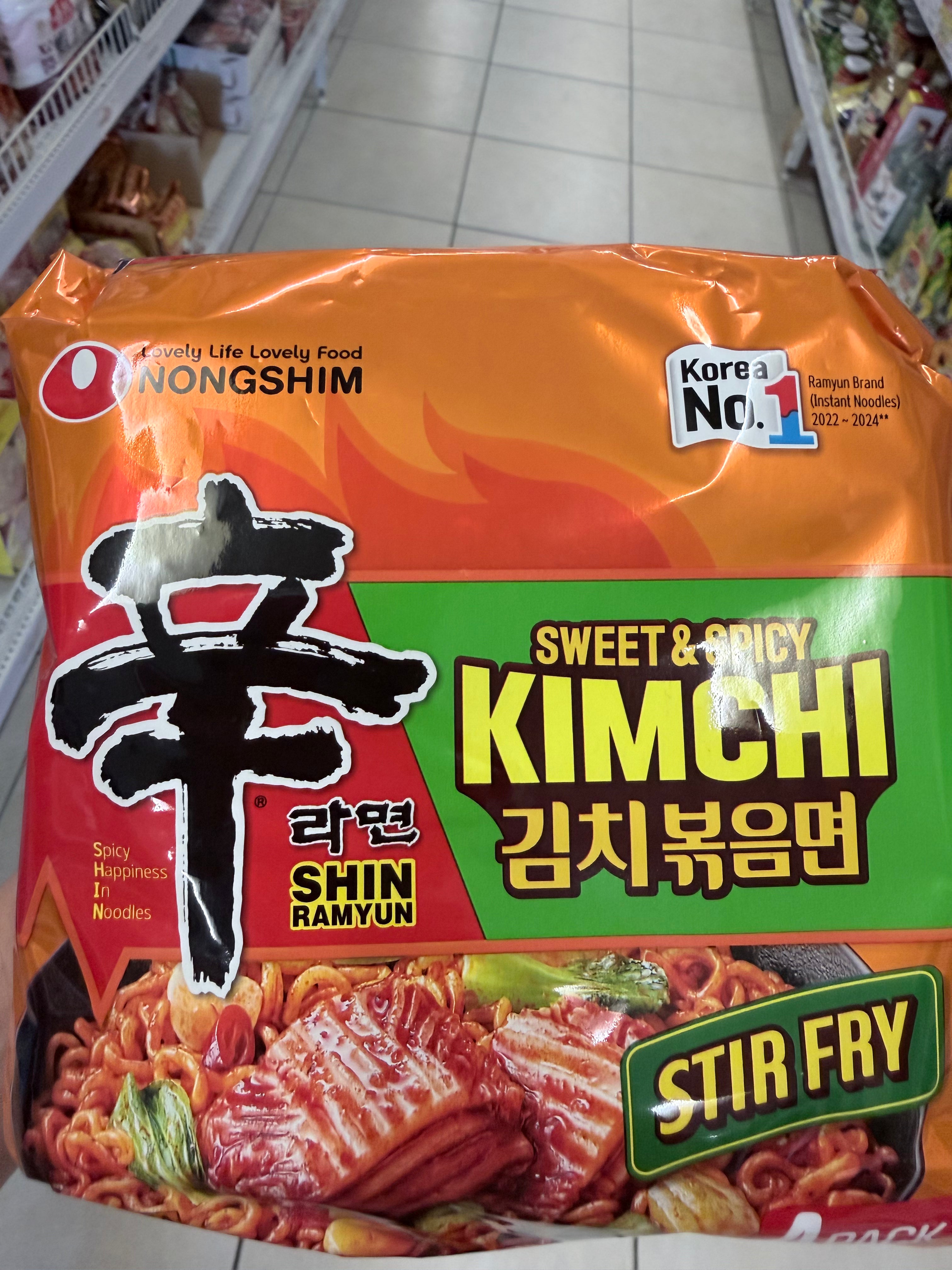 Nongshim Ramyun Shin Stir Fry Sweet & Spicy Kimchi 4pk
